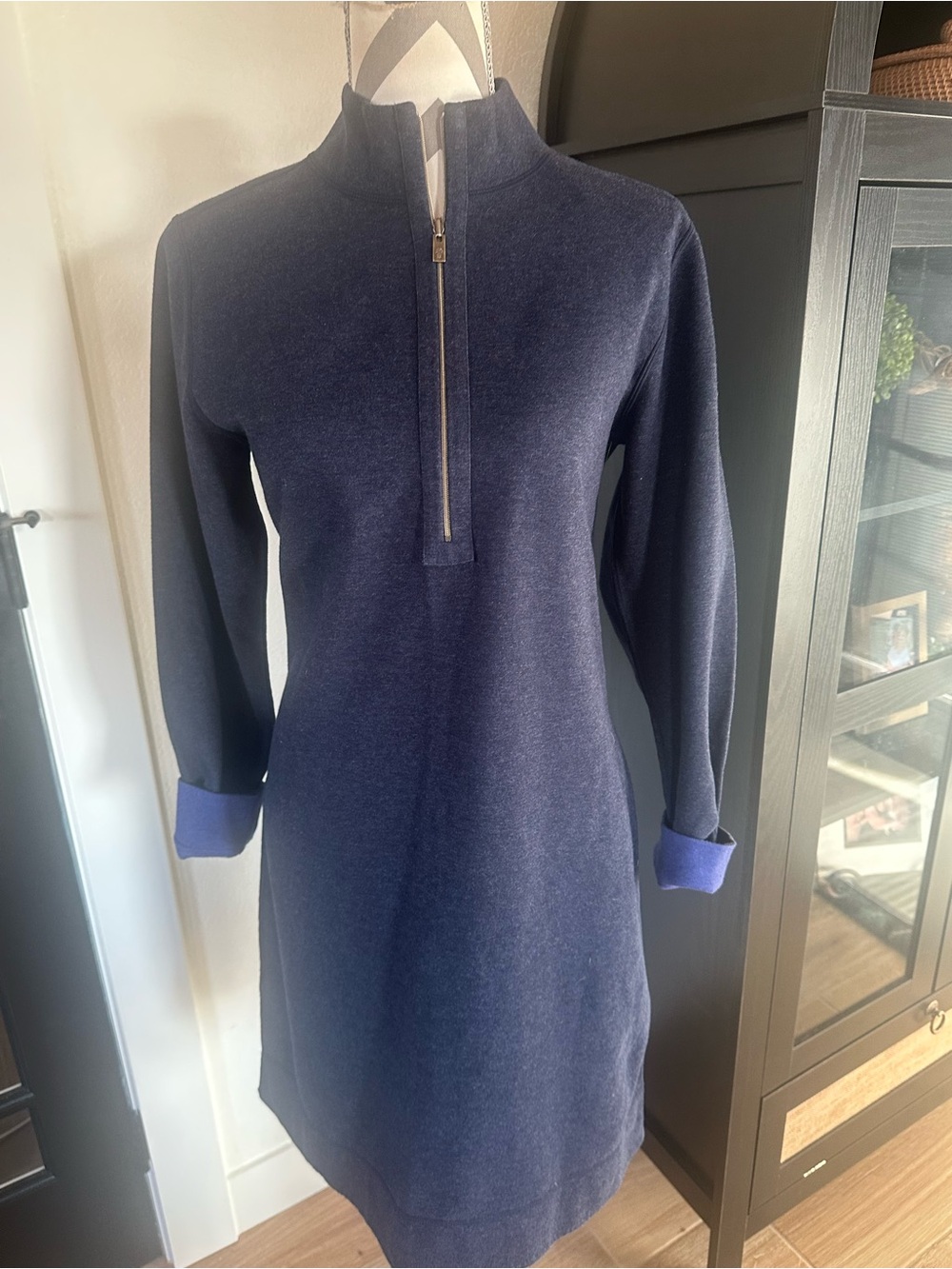 NWT 🆕Tommy Bahama 1/2  zip sweater Midi dress. Size M. 2 shades of blue - Picture 6 of 9